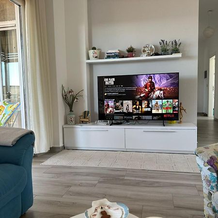Vila Rina At Aquamarine Residence Влёра Экстерьер фото